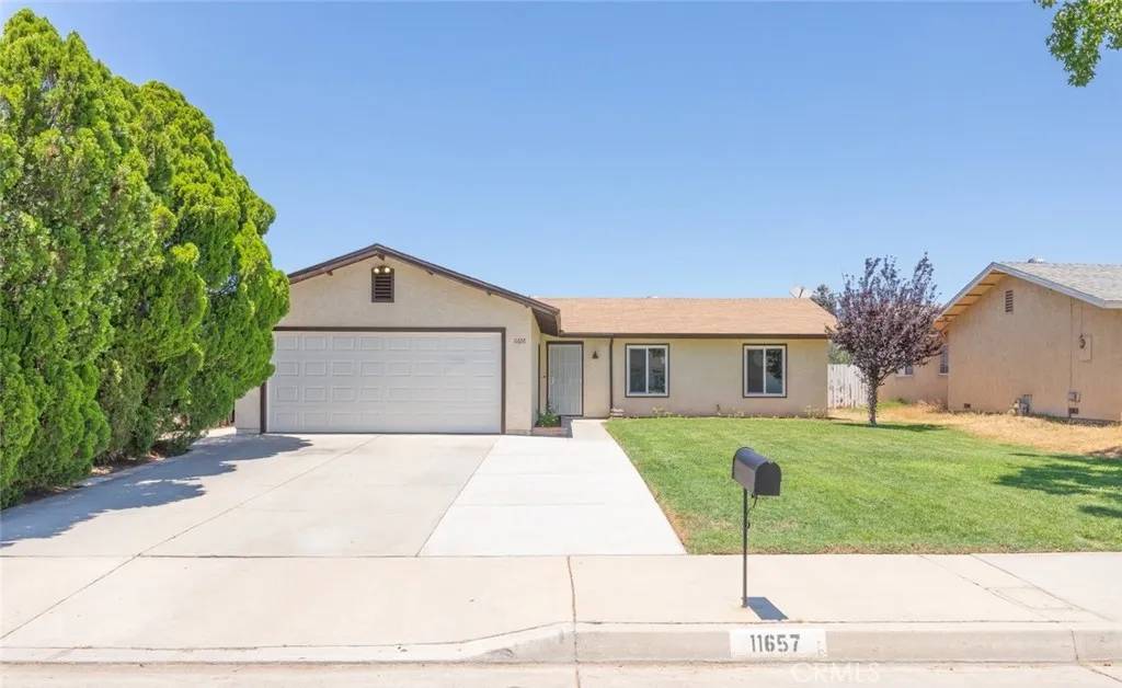 11657 Queensborough Street, Riverside, CA 92503
