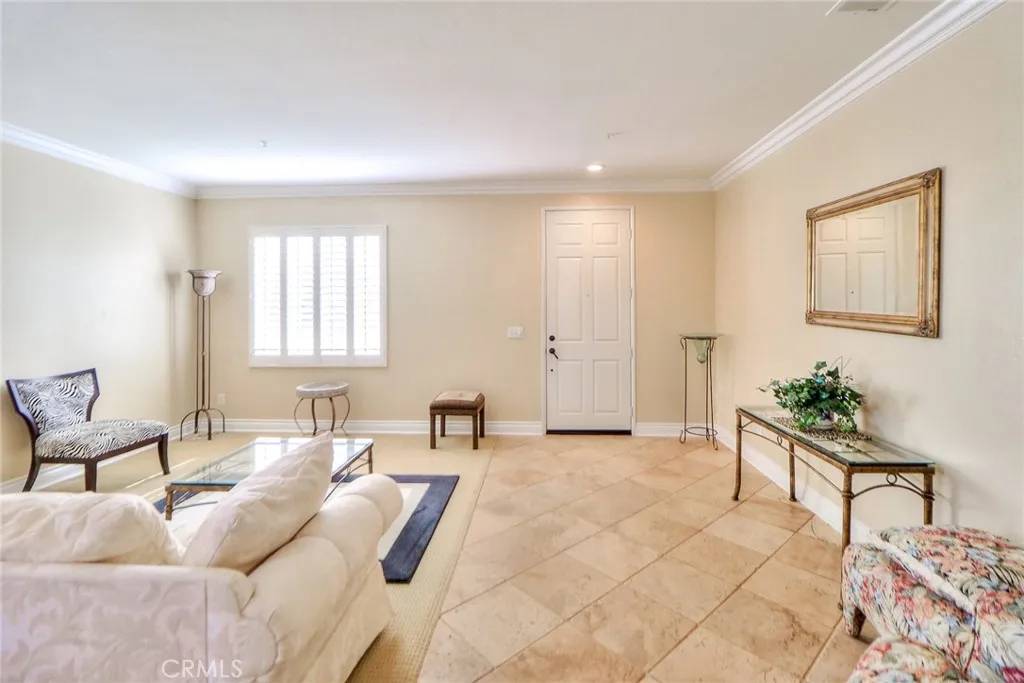 Fontana, CA 92336,6099 La Costa