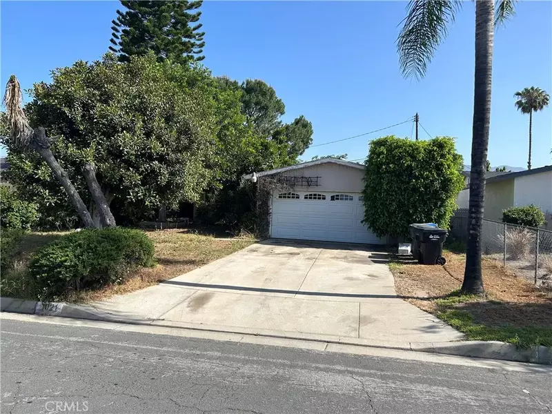 1021 E Gaillard Street, Azusa, CA 91702