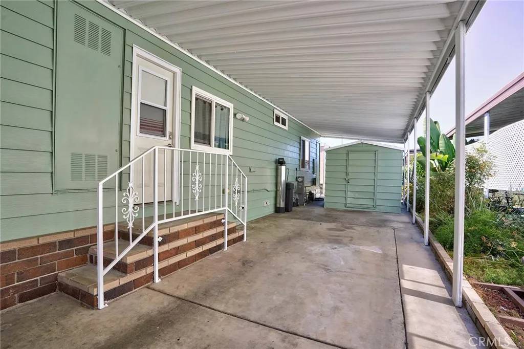Anaheim, CA 92801,1919 W Coronet #164