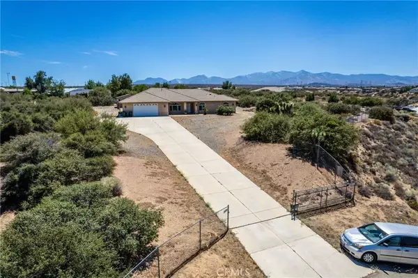 Oak Hills, CA 92344,9735 Highland Road