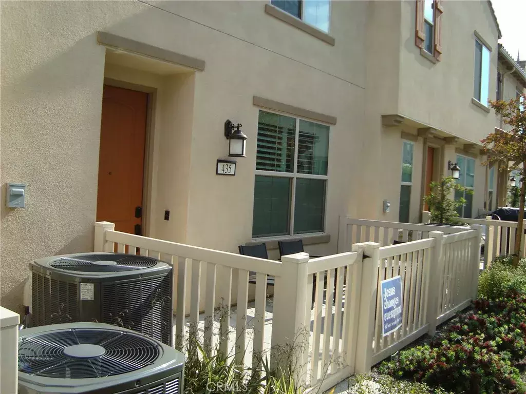 Rialto, CA 92376,435 N Beechwood Avenue