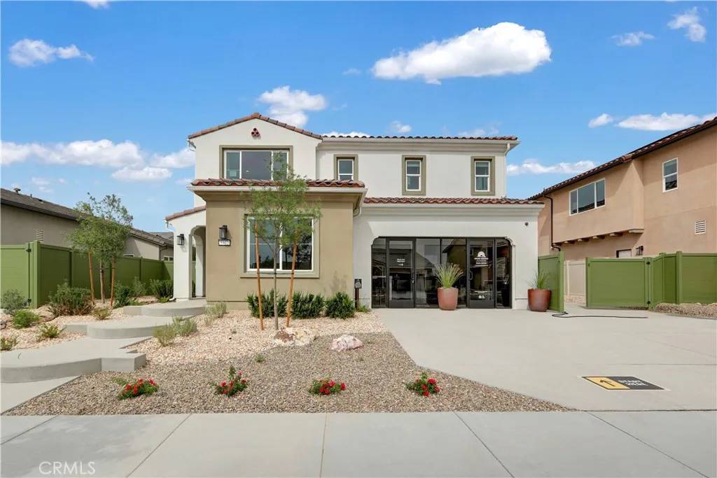 Hesperia, CA 92345,17163 Kent Street