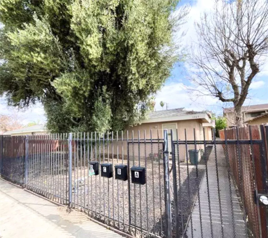 Hemet, CA 92543,1265 Olive Tree Lane #B