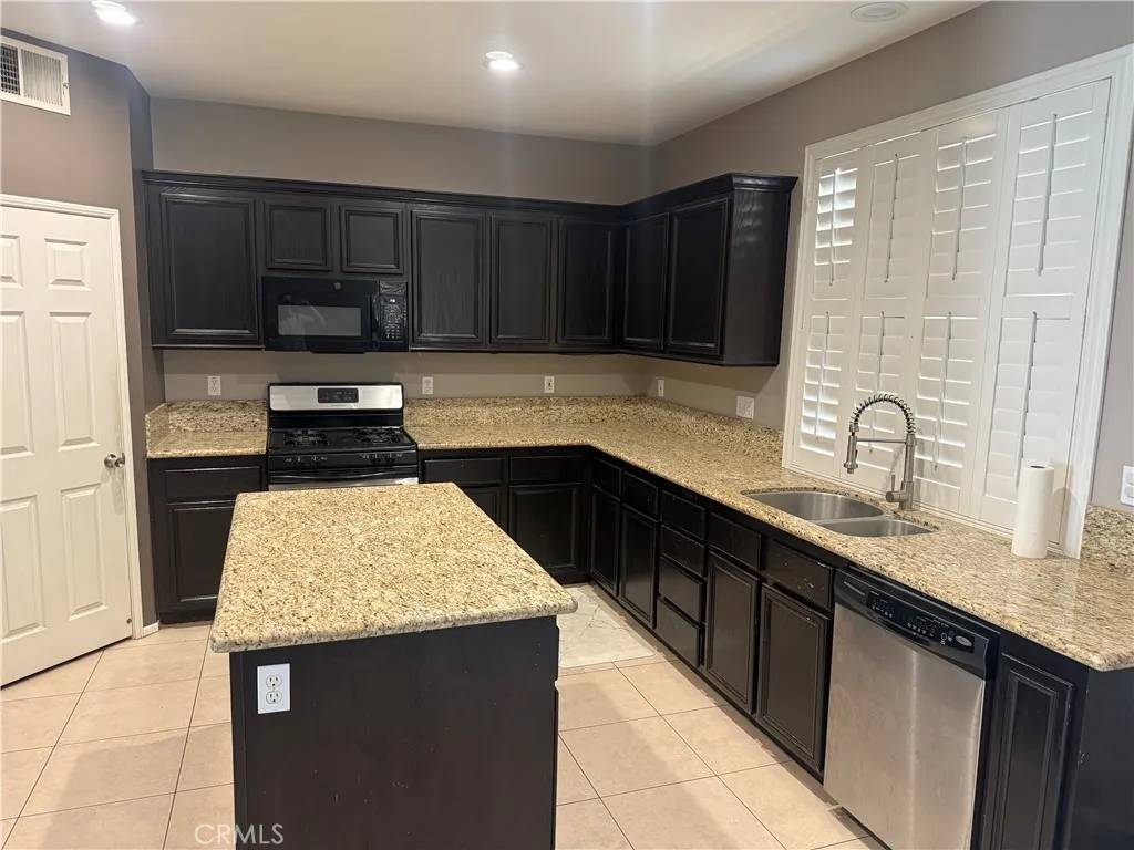 Riverside, CA 92507,5586 Allendale Drive