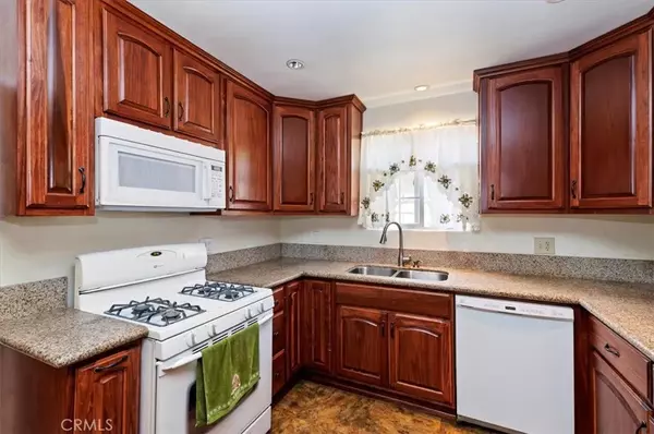 La Puente, CA 91746,927 Le Borgne Avenue