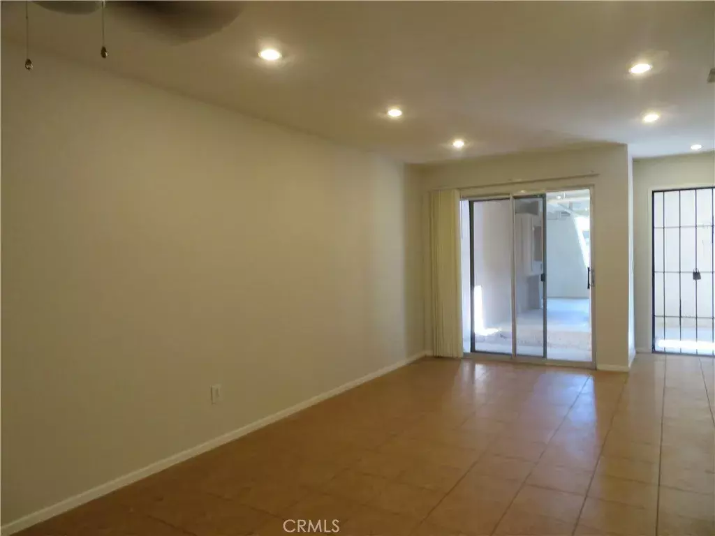Palm Springs, CA 92262,2857 N Los Felices Road #106