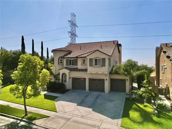 Fontana, CA 92336,5381 Campania Way