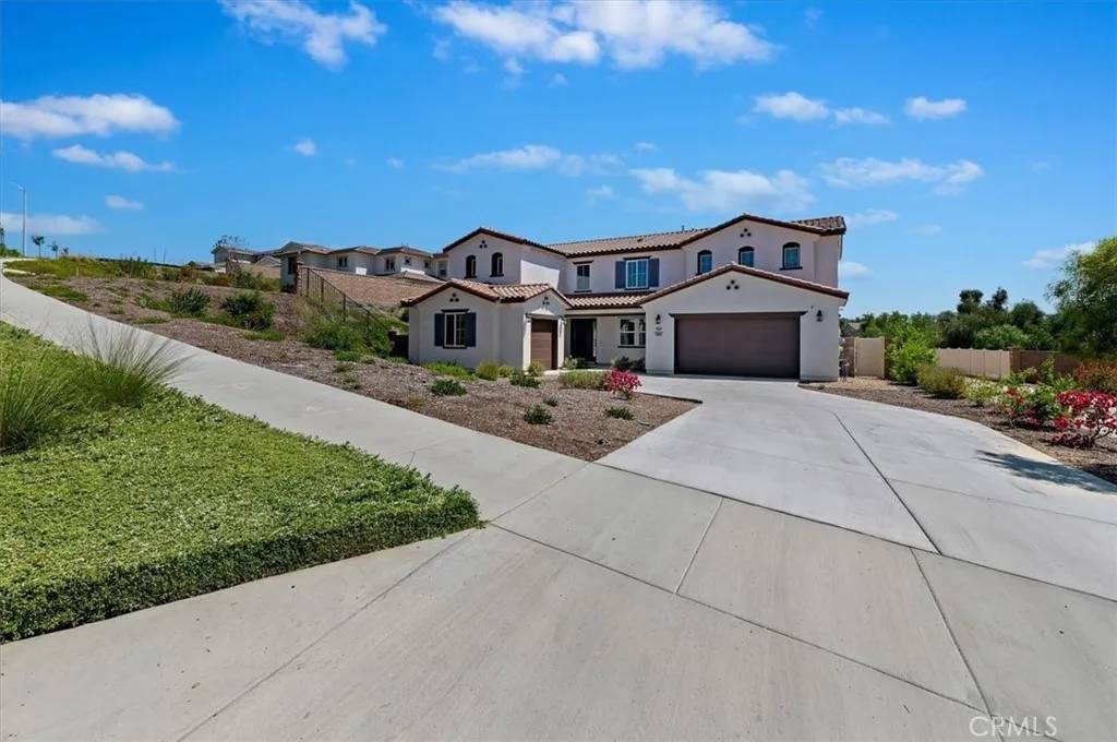 Riverside, CA 92506,1268 Matterhorn Drive