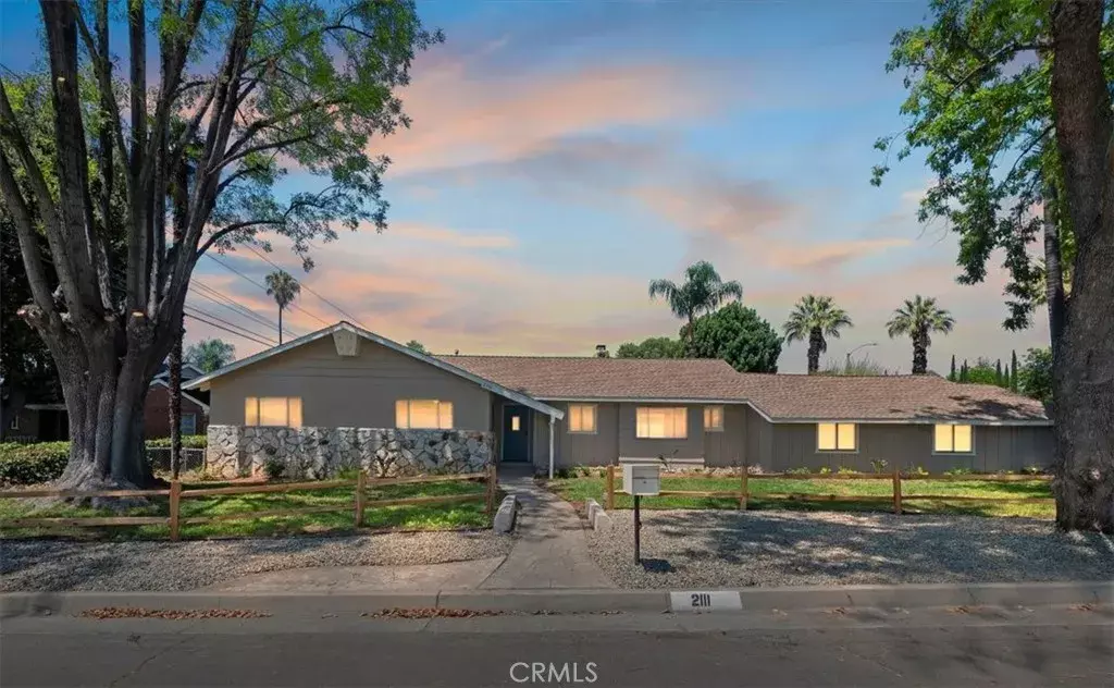 Riverside, CA 92506,2111 Elsinore Road