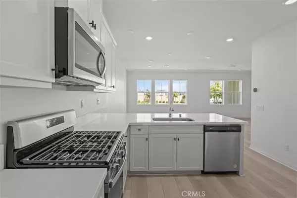 Ontario, CA 91761,4283 S Hermosa Paseo