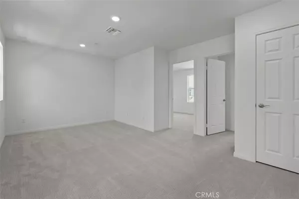 Ontario, CA 91761,4279 S Hermosa Paseo