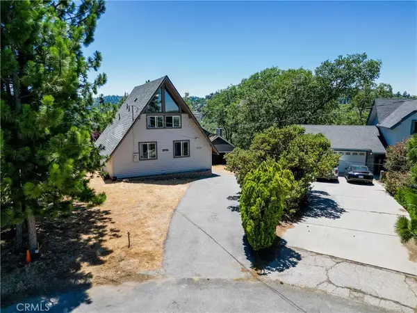 1234 Klondike Drive, Lake Arrowhead, CA 92352