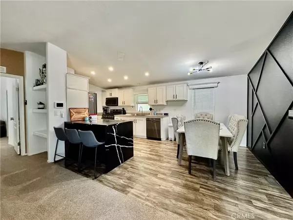 Colton, CA 92324,2851 S La Cadena #125