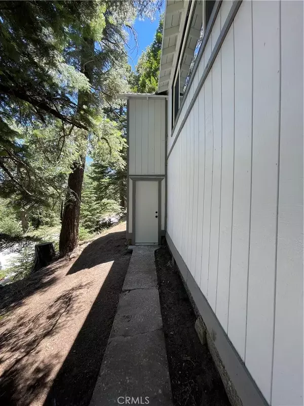 Running Springs, CA 92382,31557 Wagon Wheel Drive