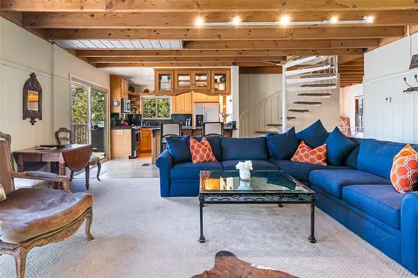 Lake Arrowhead, CA 92352,28782 Palisades Drive