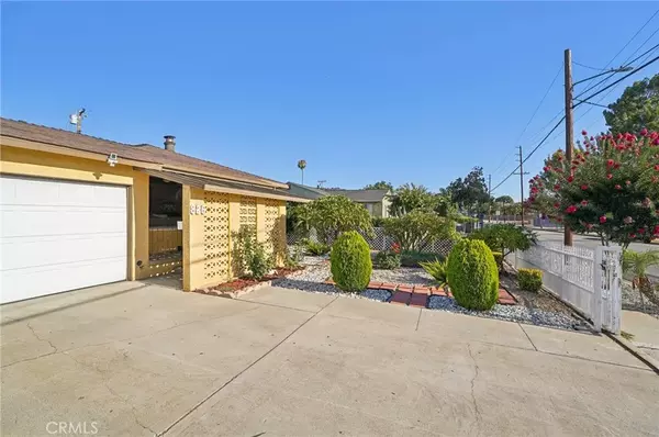 La Puente, CA 91744,826 Del Valle Avenue