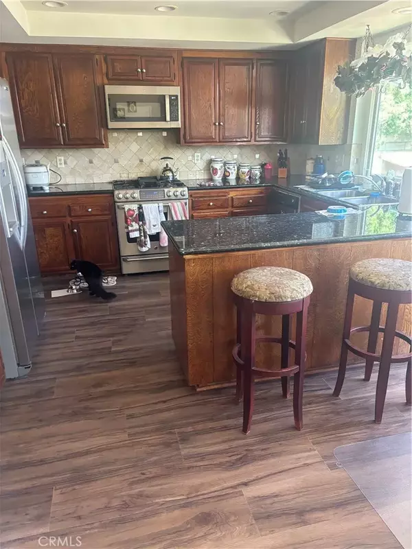 Anaheim Hills, CA 92807,5227 Fern haven