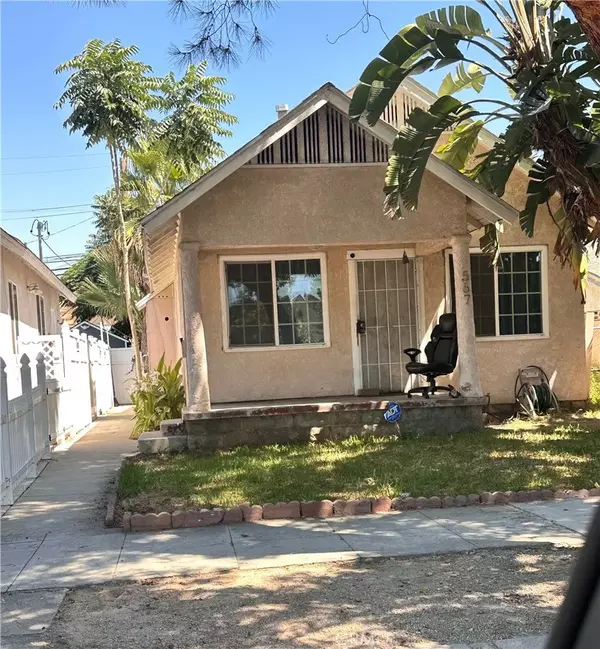 Pomona, CA 91768,567 W Center Street