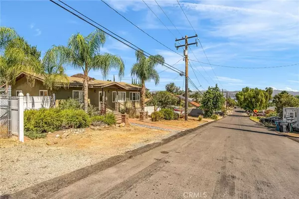 33351 Adelfa Street, Lake Elsinore, CA 92530