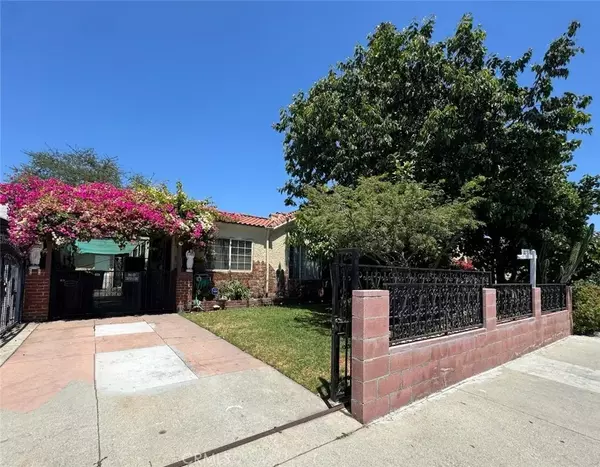 Huntington Park, CA 90255,2565 Sale Place
