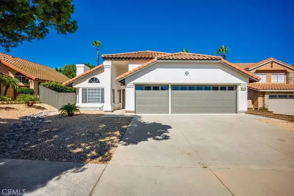2136 Wembley Lane, Corona, CA 92881