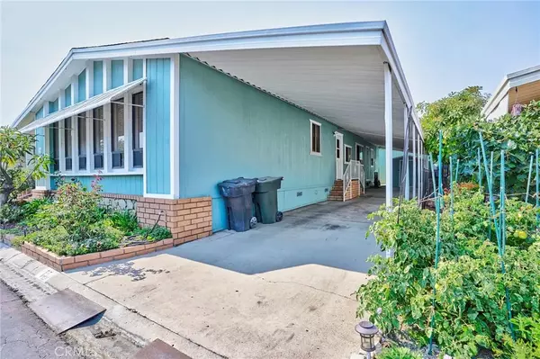 Anaheim, CA 92801,1919 W Coronet #75