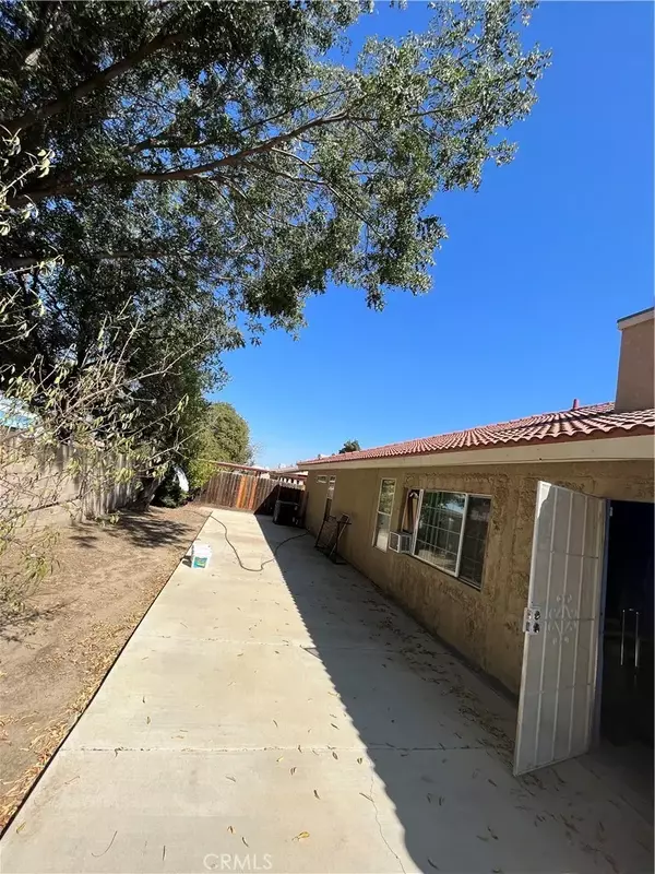 Coalinga, CA 93210,740 Hazelhurst Way