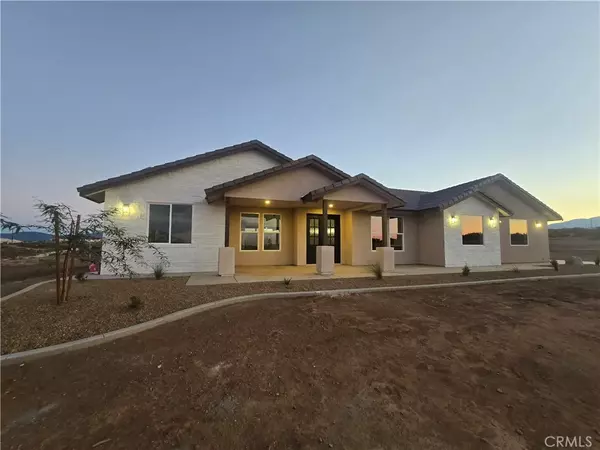 12071 Prairie Trail, Oak Hills, CA 92344