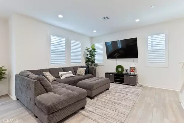 Fontana, CA 92336,16040 Jamie Lane #9