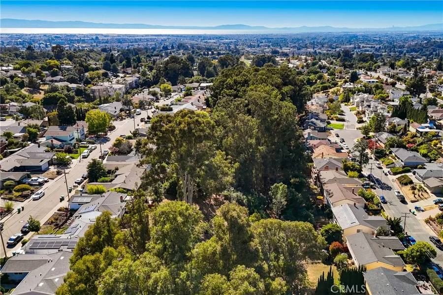 1 Nina, Hayward, CA 94541