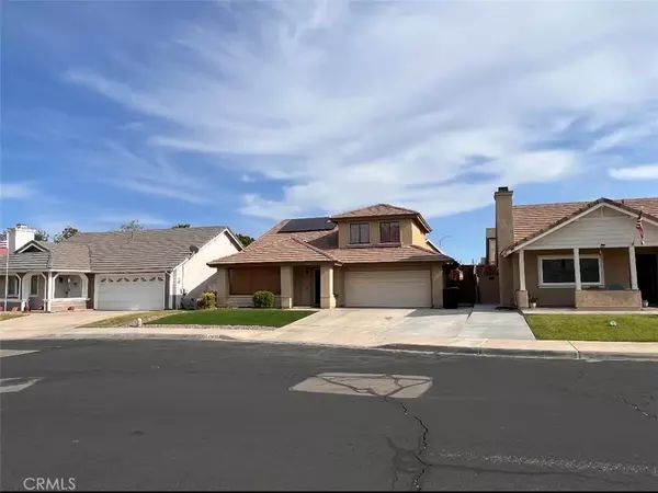 13675 Riverstone Drive, Victorville, CA 92392