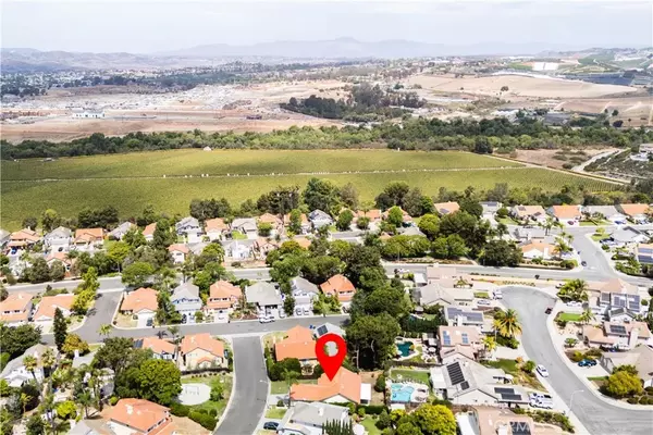 Oceanside, CA 92057,5463 Blackberry Way