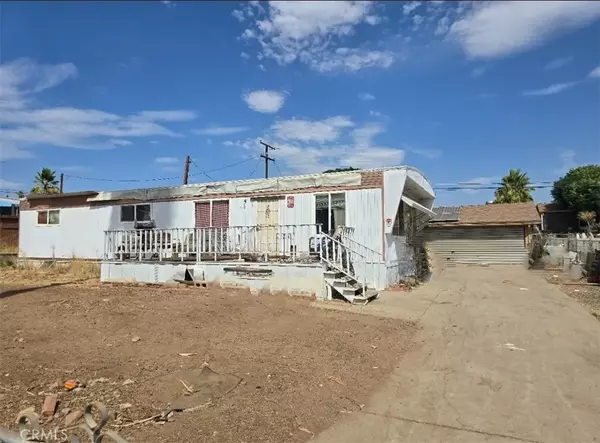 22806 La More Road, Perris, CA 92570