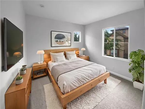 Chino, CA 91708,8062 Holland Park Street