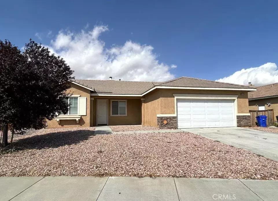 Victorville, CA 92392,13344 Maywood Street