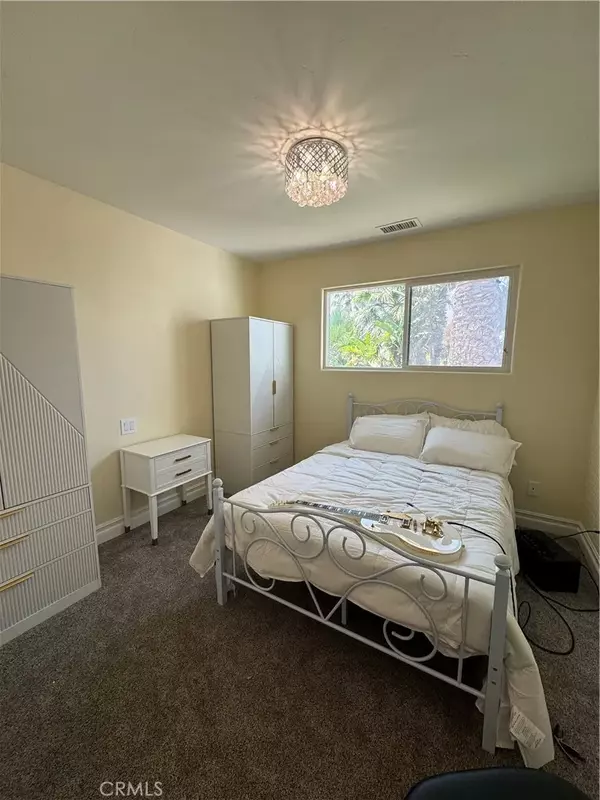 Redlands, CA 92373,671 671 East Sunset Drive North #2