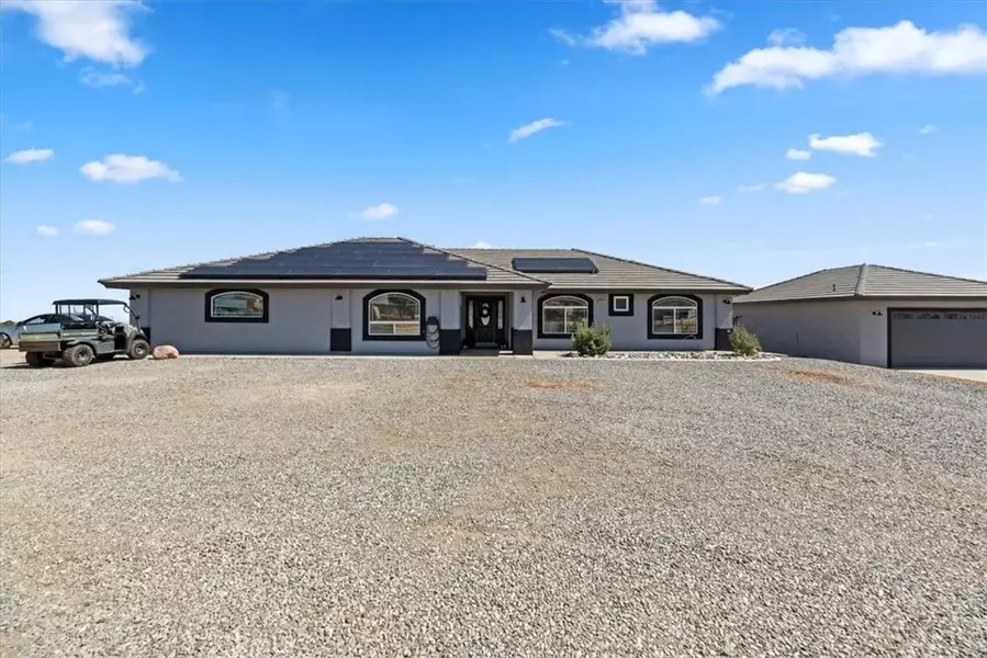 7122 Braceo Street, Oak Hills, CA 92344