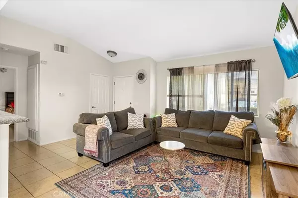 Riverside, CA 92508,200 E Alessandro Boulevard #17