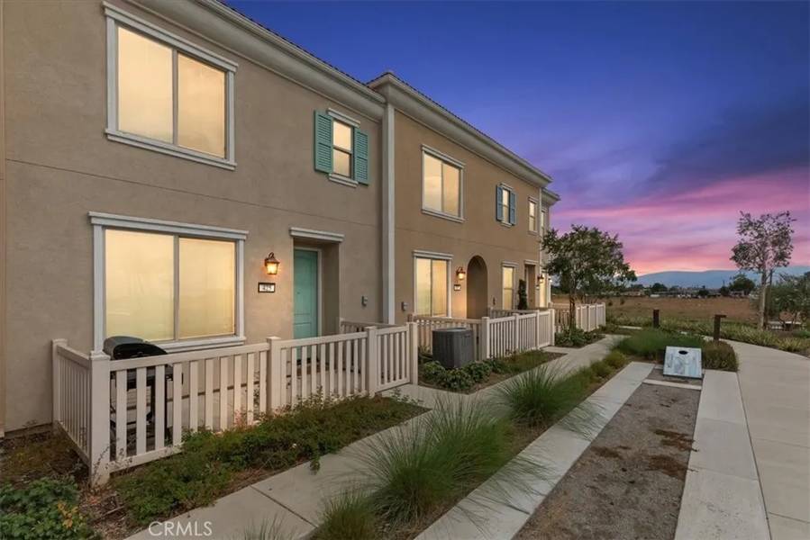 425 beechwood, Rialto, CA 92376