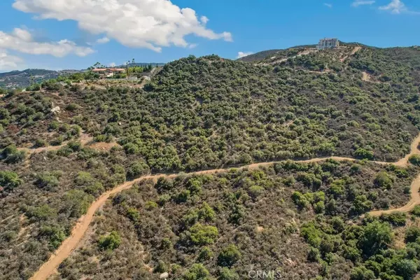 Murrieta, CA 92562,37685 El Tigre