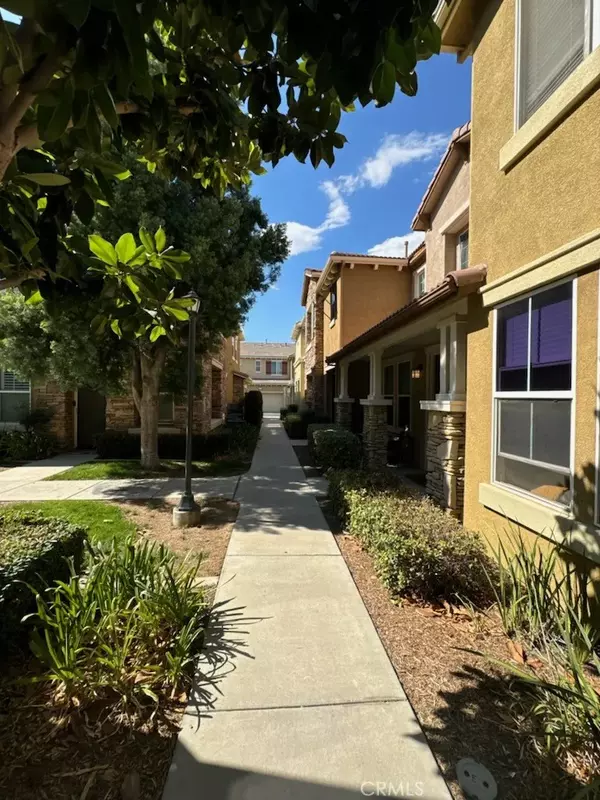 Lake Elsinore, CA 92532,30505 Canyon Hills Road #2102