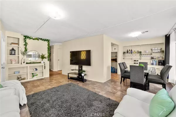 Pomona, CA 91766,1601 S Garey #93