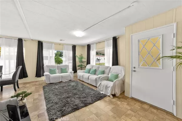 Pomona, CA 91766,1601 S Garey #93