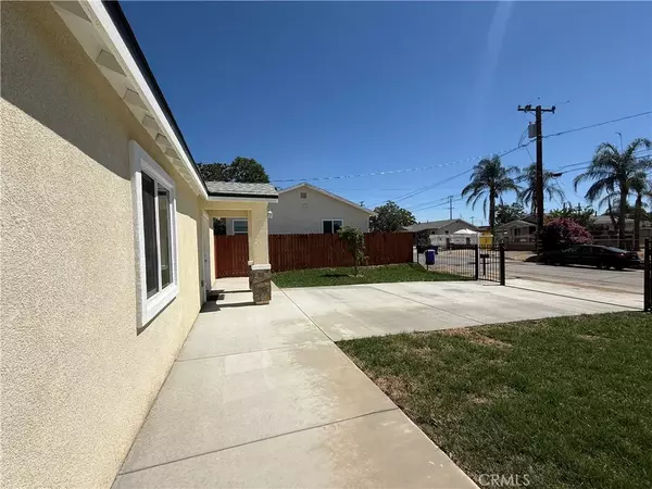 Highland, CA 92346,26464 Temple