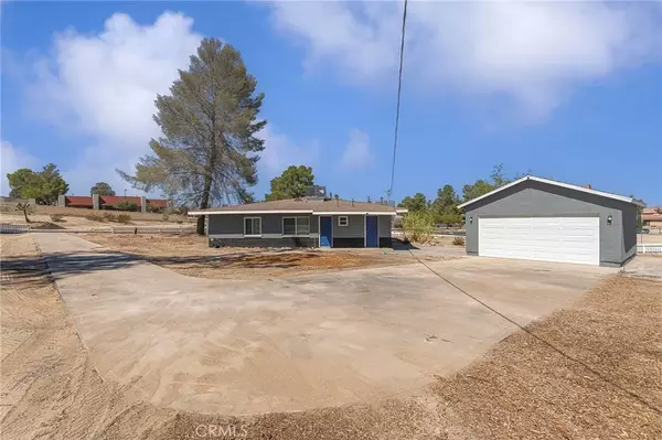 14877 Rodeo Drive, Victorville, CA 92395