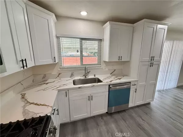 Rialto, CA 92376,665 N Pepper