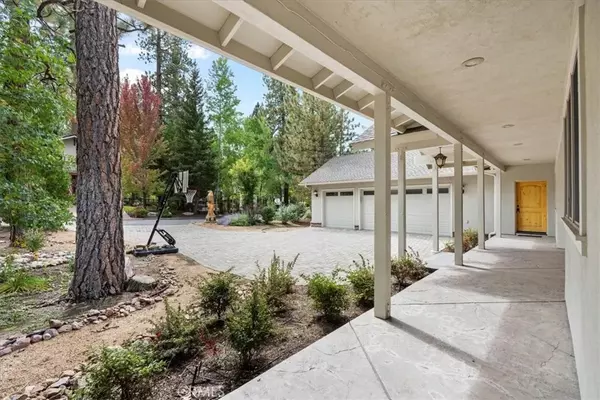 Big Bear Lake, CA 92315,42218 Heavenly Valley