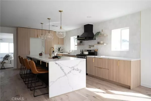 Long Beach, CA 90808,3602 Nipomo Avenue