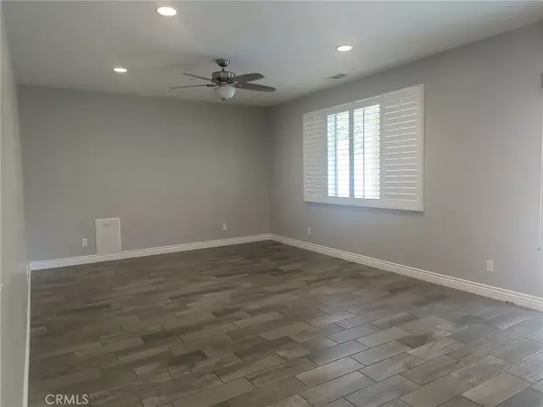 Riverside, CA 92503,10961 Knoxville Way